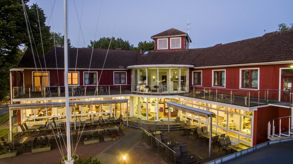 Paernu Jahtklubi Kuelalistemaja Hotel Екстериор снимка